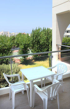 Sea Melody & Hotel 4*